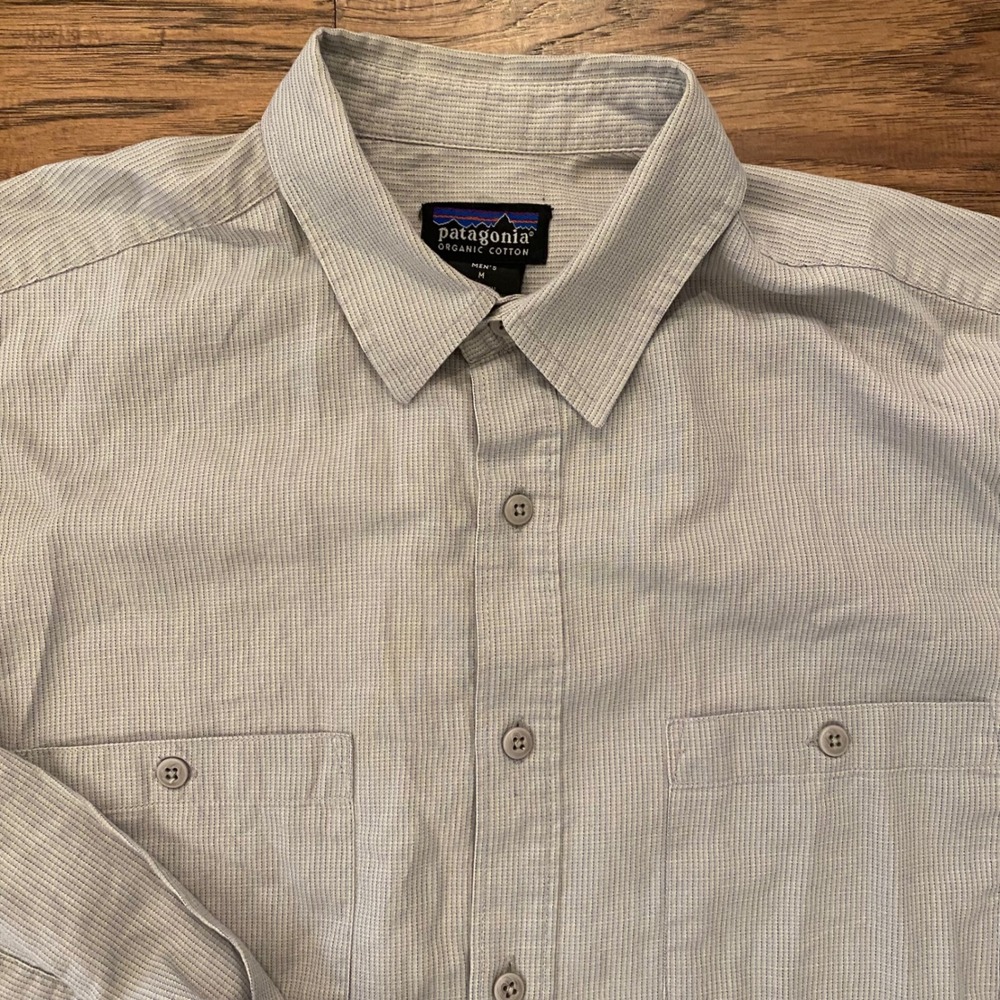 Patagonia Button Down Shirt Mens Medium Blue Grey Organic Cotton Long Sleeve